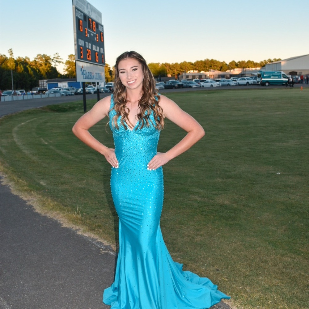 Turquoise prom/hoco court dress